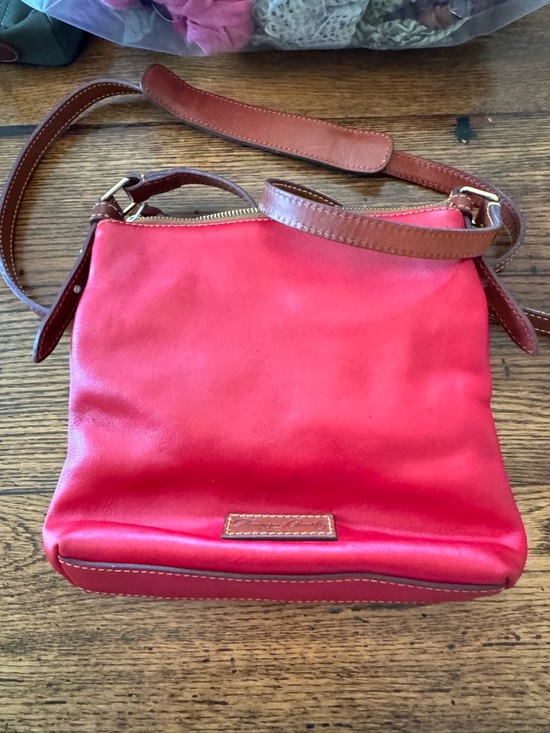 Red Leather Dooney & Bourke Crossbody Bag with Brown Leather Padded Strap - Picture 4 of 8